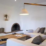 Bord De Avec Piscine فيلة *