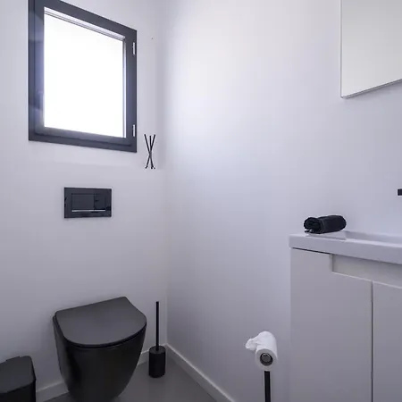 Villa Bord De Piscine, Jacuzzi